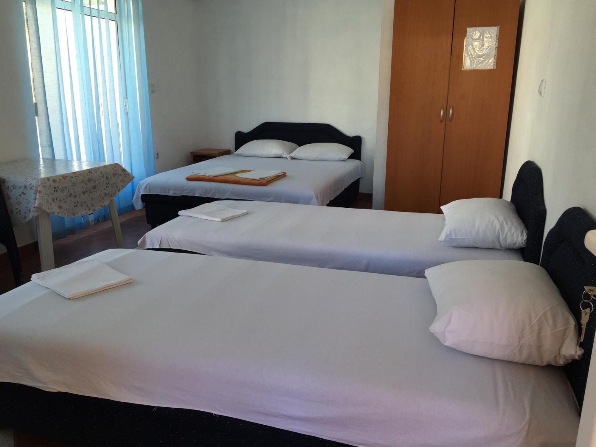 Apartments Delfin Ulcinj Ruang foto